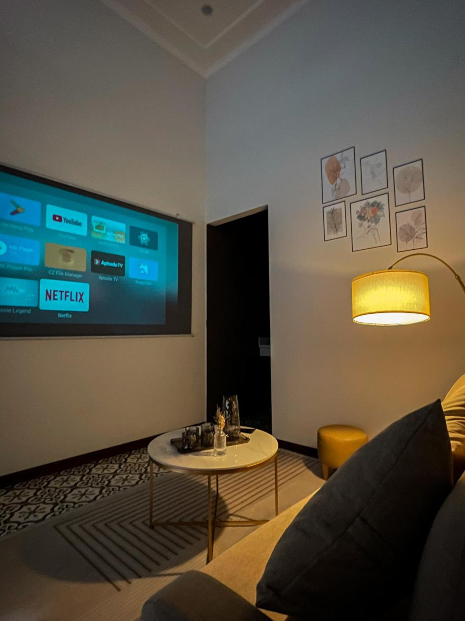 Zeus Living - Old Quater Homestay Hanoi Dış mekan fotoğraf