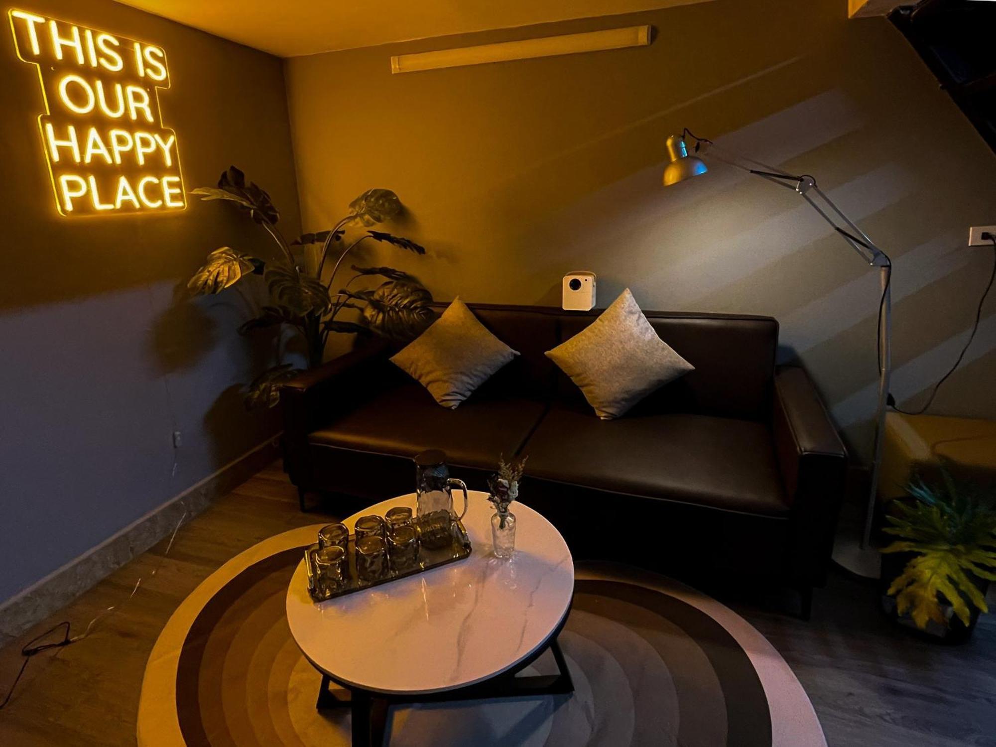 Zeus Living - Old Quater Homestay Hanoi Dış mekan fotoğraf