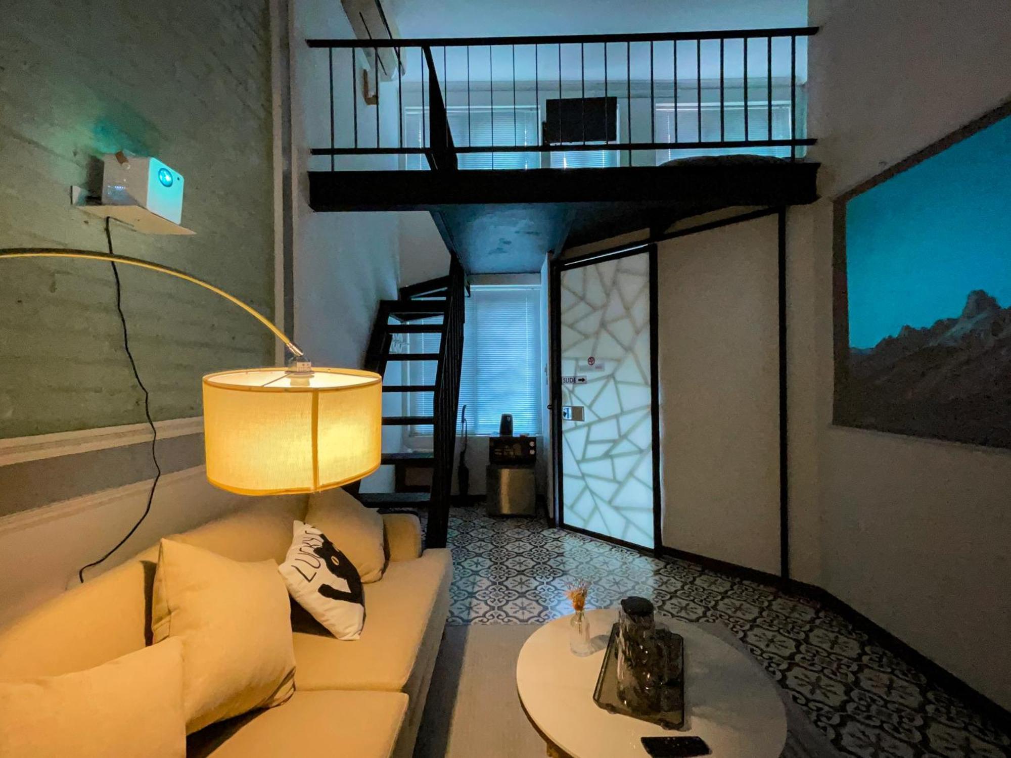 Zeus Living - Old Quater Homestay Hanoi Dış mekan fotoğraf