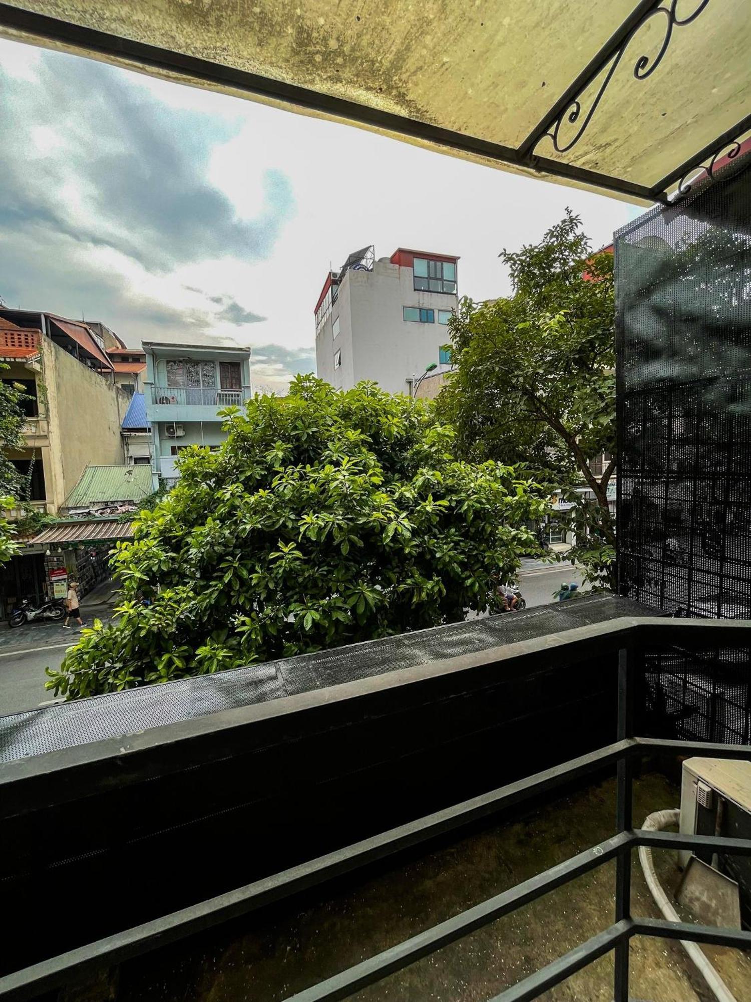 Zeus Living - Old Quater Homestay Hanoi Dış mekan fotoğraf